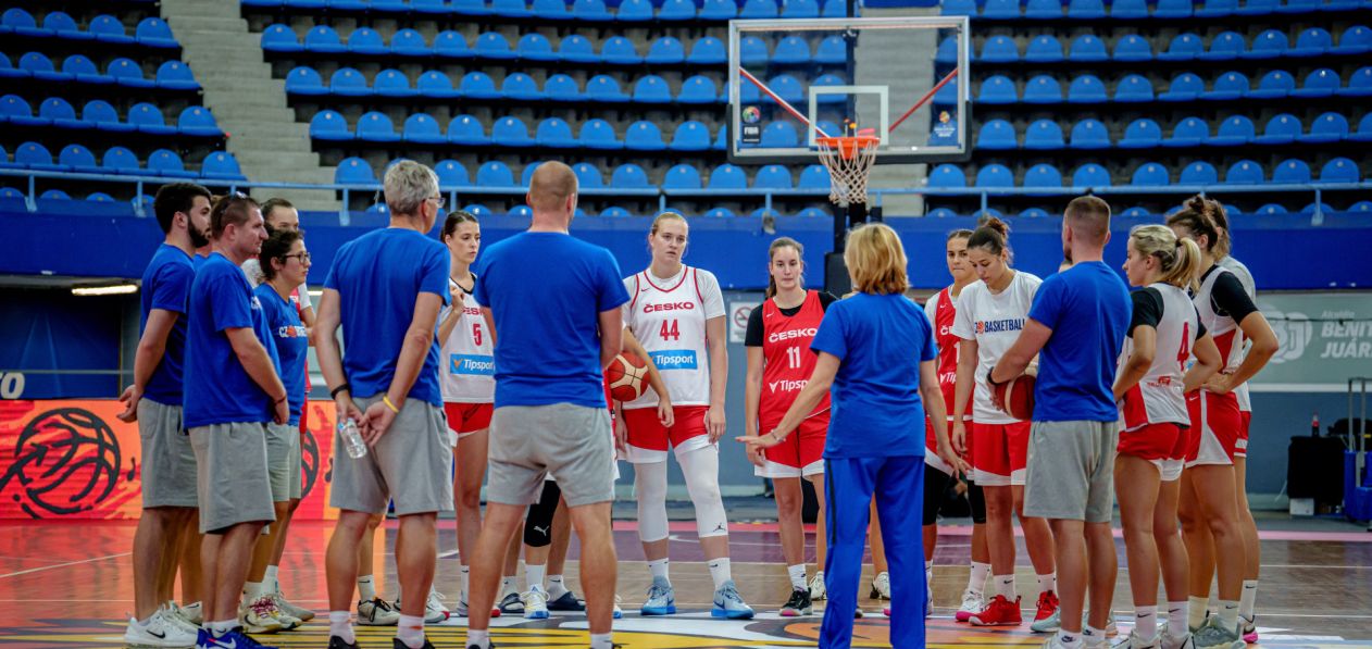 Basket 600 metrů nad Sněžkou. Češky mají v Mexiku soupeře navíc